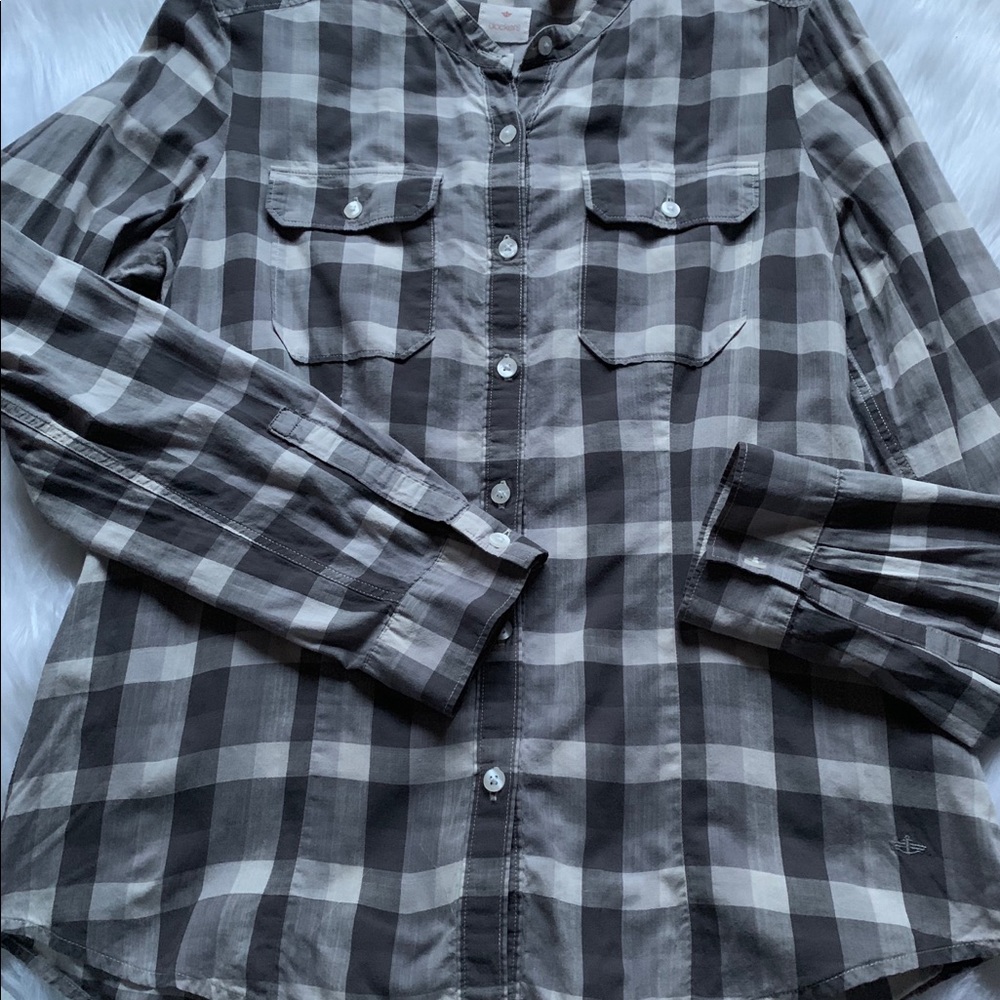 Dockers Women’s long sleeve shirt